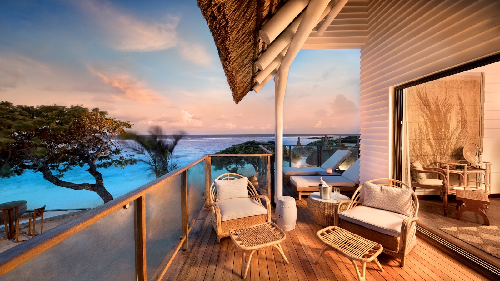 Best Mauritius East Coast Beachfront Hotels